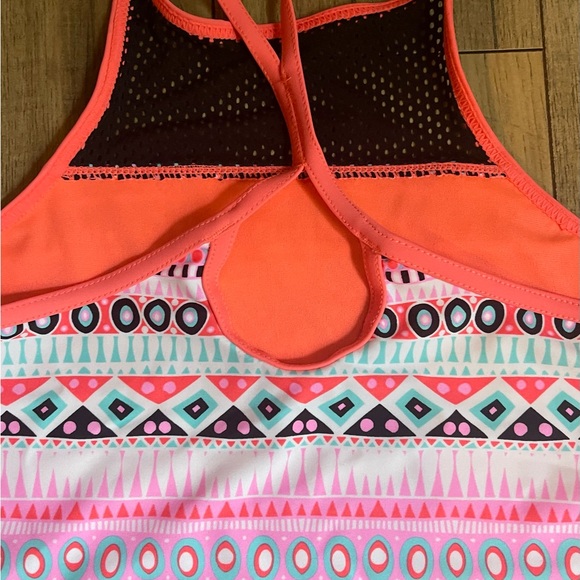 Girls tankini swim top with shorts - Picture 4 of 6